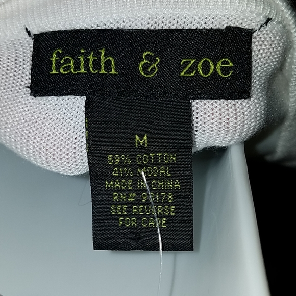 Faith & Zoe Intarsia Heart Sweater Cardigan - Picture 8 of 9